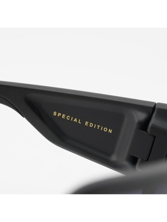 Exclusive Sale! Carrera FLAGLAB 15 0003 9O Sunglasses Black Shield Frame main image 10